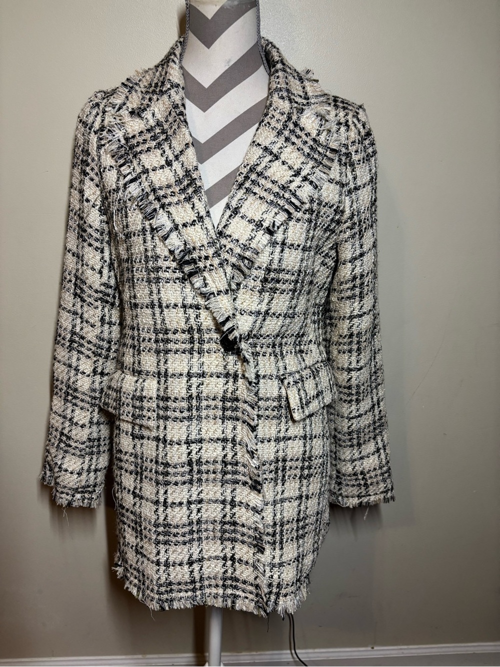 Ellen Tracy Black & White Tweed Frayed Blazer Jacket